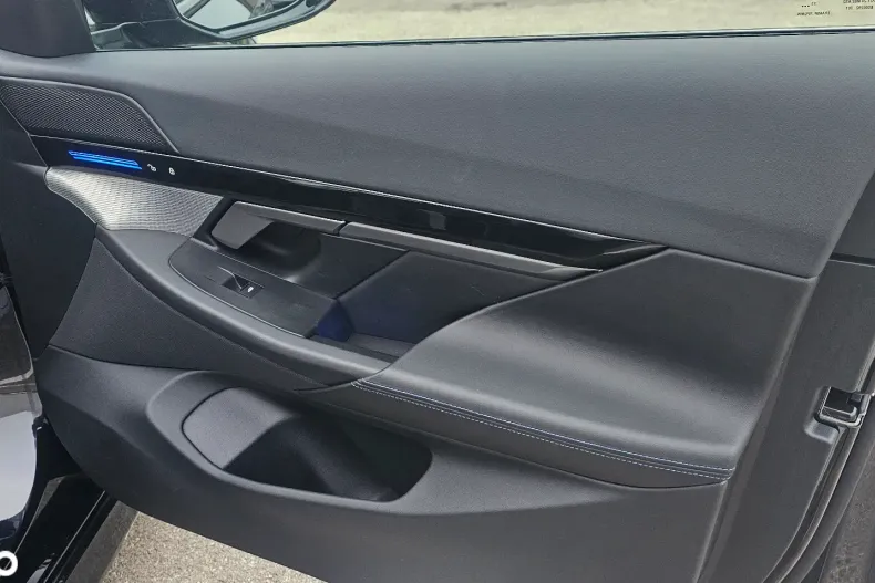 BMW Seria 5 din 2024 cu 18.500 km - oferta BMW173454 - foto 32