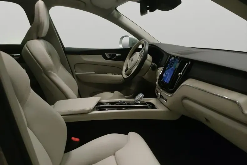 Volvo XC60 din 2021 cu 92.937 km - oferta VOL173456 - foto 6