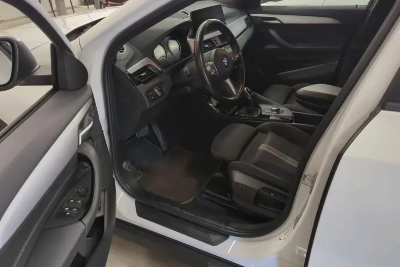 BMW X2 din 2021 cu 54.912 km - oferta BMW173462 - foto 3