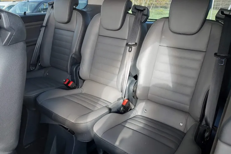 Ford Tourneo Custom din 2020 cu 127.382 km - oferta FOR173468 - foto 20