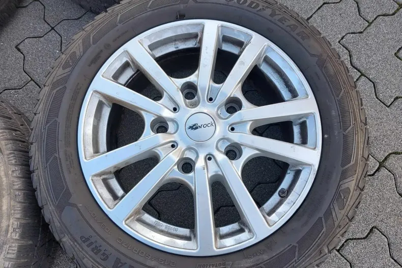 Ford Tourneo Custom din 2020 cu 127.382 km - oferta FOR173468 - foto 35