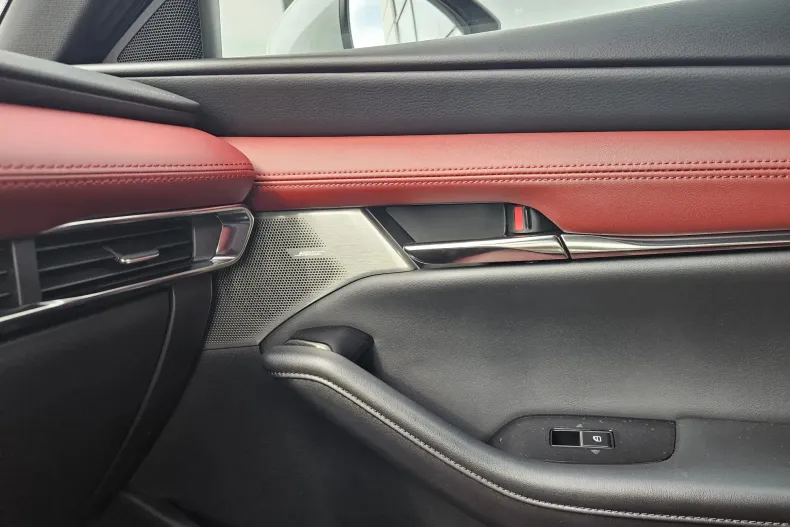 Mazda 3 din 2025 cu 1 km - oferta MAZ173470 - foto 16