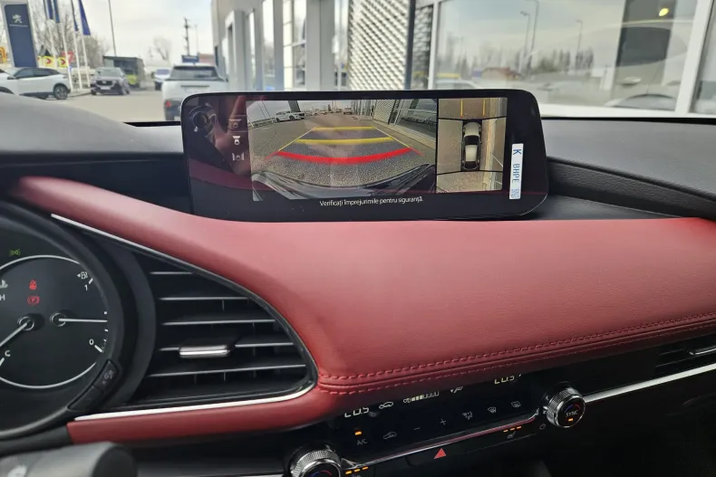 Mazda 3 din 2025 cu 1 km - oferta MAZ173470 - foto 17