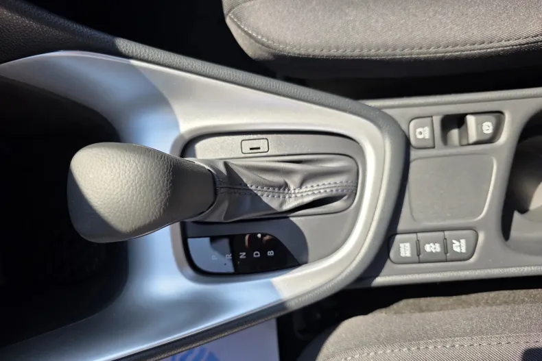 Mazda 2 din 2025 cu 1 km - oferta MAZ173471 - foto 14