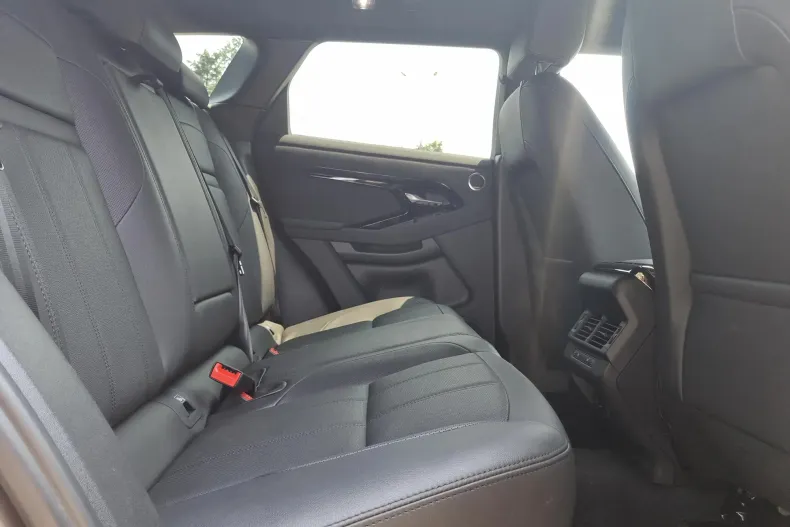 Land Rover Range Rover Evoque din 2024 cu 4.700 km - oferta LAN173479 - foto 12