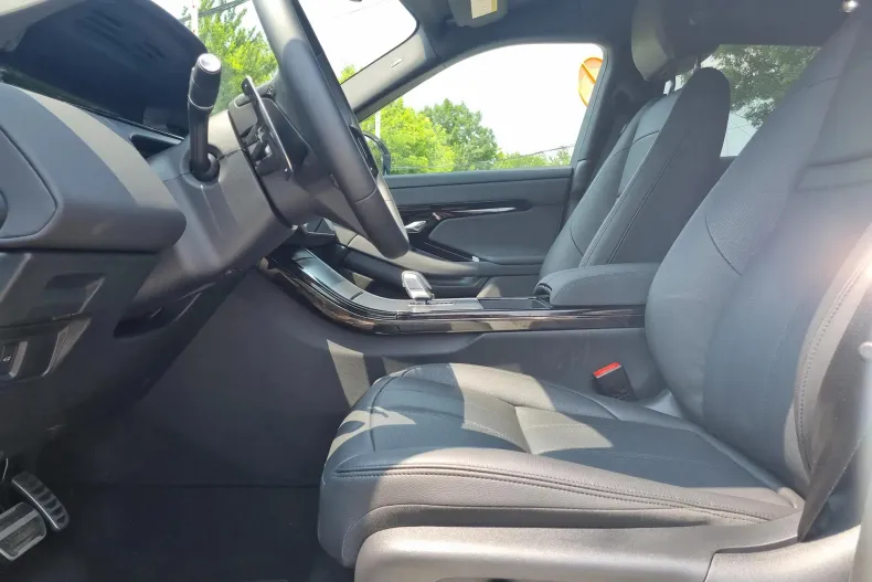 Land Rover Range Rover Evoque din 2024 cu 4.700 km - oferta LAN173479 - foto 23