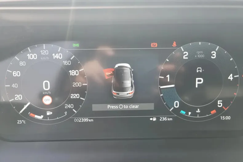 Land Rover Discovery Sport din 2024 cu 3.800 km - oferta LAN173480 - foto 10