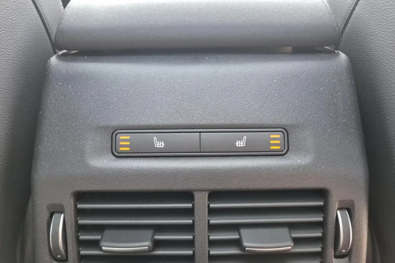 Land Rover Discovery Sport din 2024 cu 3.800 km - oferta LAN173480 - foto 22