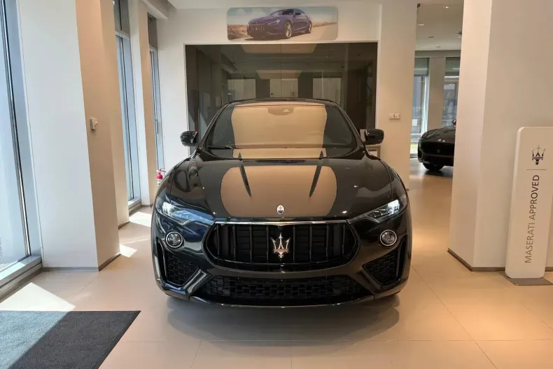 Maserati Levante din 2022 cu 1.990 km - oferta MAS173492 - foto 2