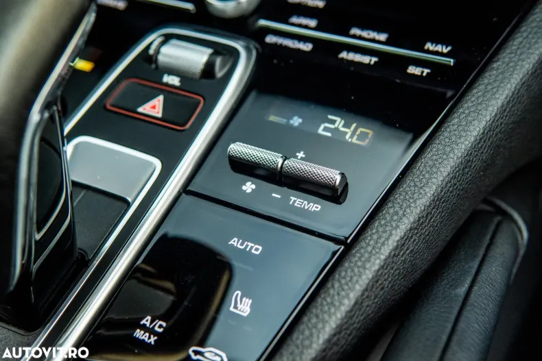 Porsche Cayenne din 2023 cu 70.000 km - oferta POR173499 - foto 5