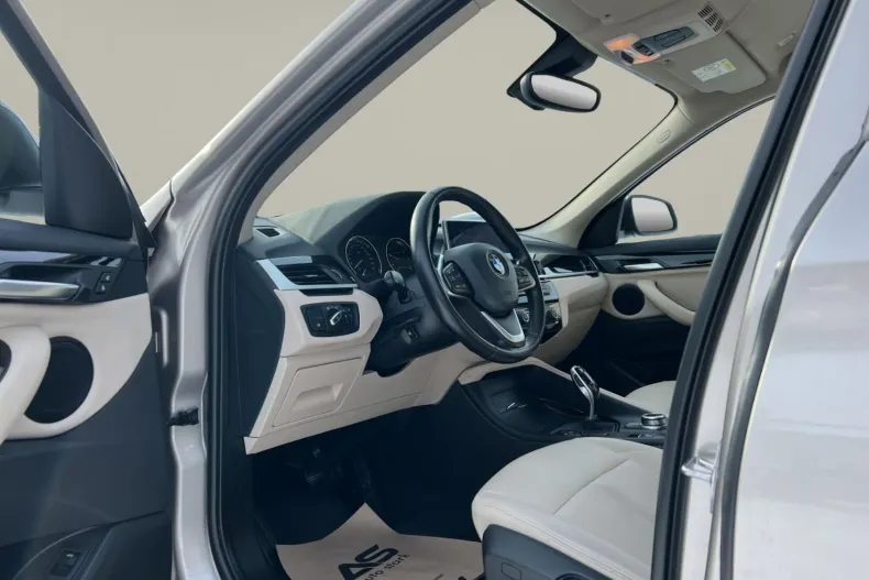 BMW X1 din 2021 cu 157.392 km - oferta BMW173501 - foto 3