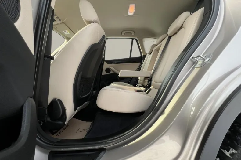 BMW X1 din 2021 cu 157.392 km - oferta BMW173501 - foto 15