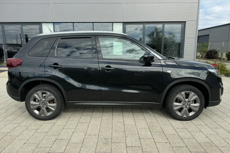 Suzuki Vitara din 2023 cu 26.037 km - oferta SUZ173502 - foto 8