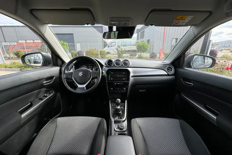 Suzuki Vitara din 2023 cu 26.037 km - oferta SUZ173502 - foto 15