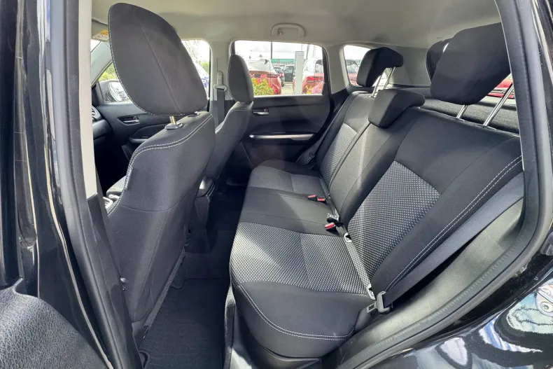 Suzuki Vitara din 2023 cu 26.037 km - oferta SUZ173502 - foto 22