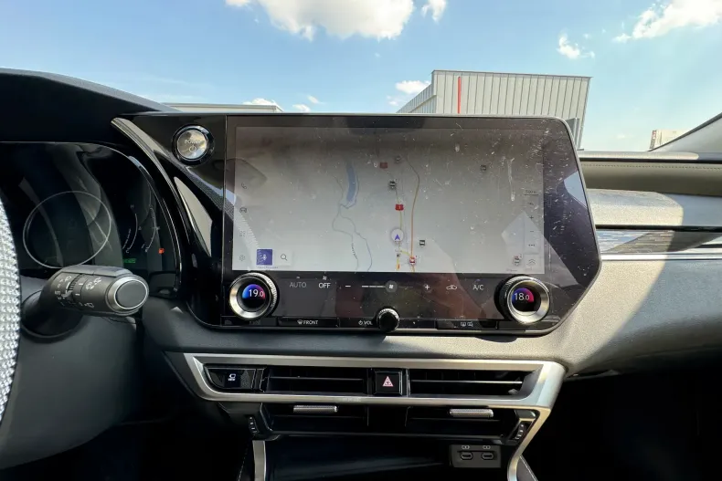 Lexus Seria RX din 2023 cu 45.985 km - oferta LEX173504 - foto 17