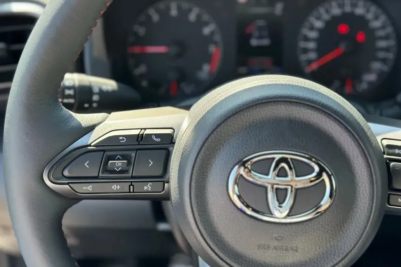 Toyota Yaris din 2023 cu 23.000 km - oferta TOY173507 - foto 10