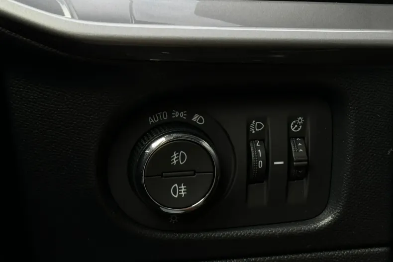 Opel Mokka din 2023 cu 73.400 km - oferta OPE173508 - foto 38