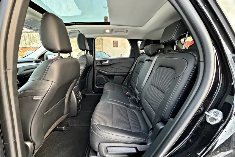 Ford Kuga din 2022 cu 142.043 km - oferta FOR173509 - foto 6