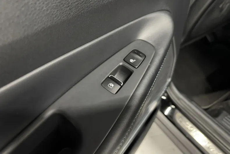 Hyundai SANTA FE din 2021 cu 142.000 km - oferta HYU173513 - foto 8