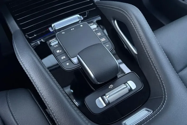 Mercedes-Benz GLE 450 din 2024 cu 39.876 km - oferta MER173520 - foto 9