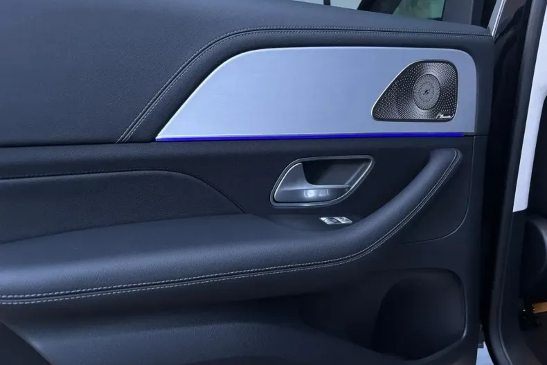 Mercedes-Benz GLE 450 din 2024 cu 39.876 km - oferta MER173520 - foto 19