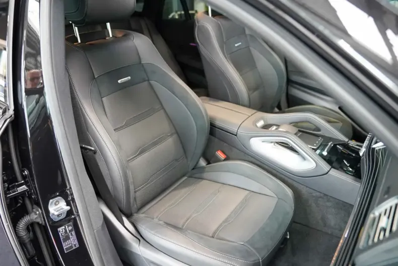 Mercedes-Benz GLE 53 AMG din 2024 cu 15.153 km - oferta MER173522 - foto 11