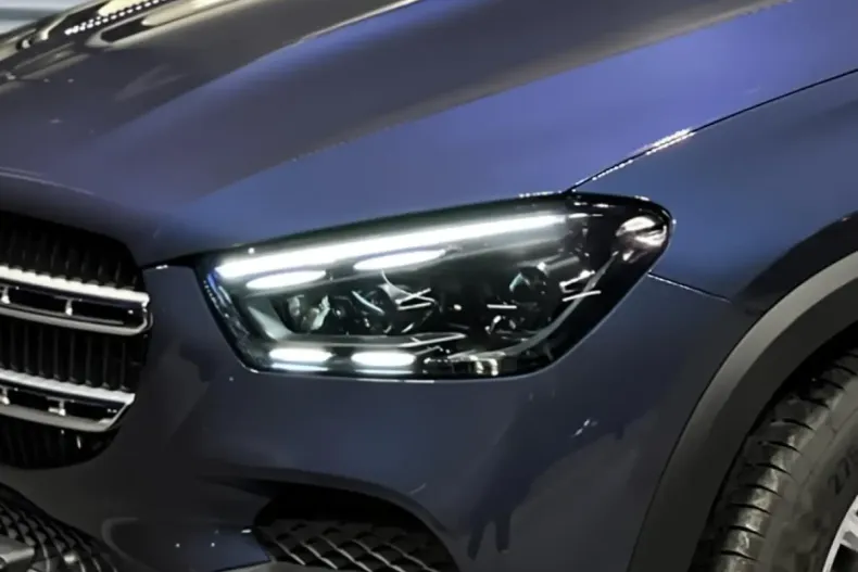 Mercedes-Benz GLE 350 din 2025 cu 13.945 km - oferta MER173530 - foto 3