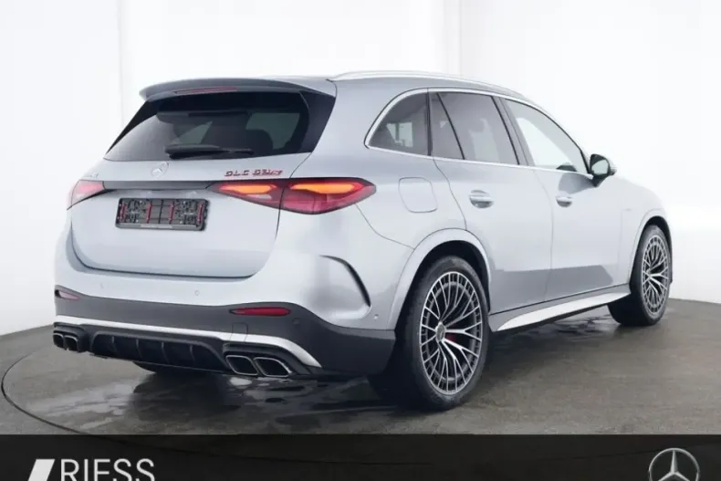 Mercedes-Benz GLC 63 AMG din 2023 cu 18.103 km - oferta MER173536 - foto 2