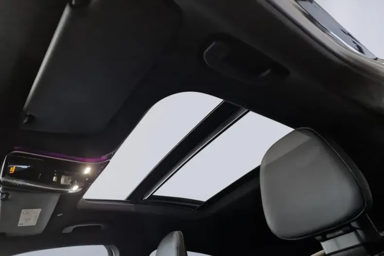 Mercedes-Benz GLC 43 AMG din 2024 cu 7.526 km - oferta MER173538 - foto 13