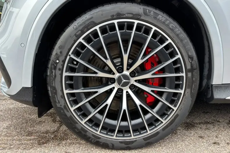 Mercedes-Benz GLC 63 AMG din 2023 cu 13.144 km - oferta MER173539 - foto 3