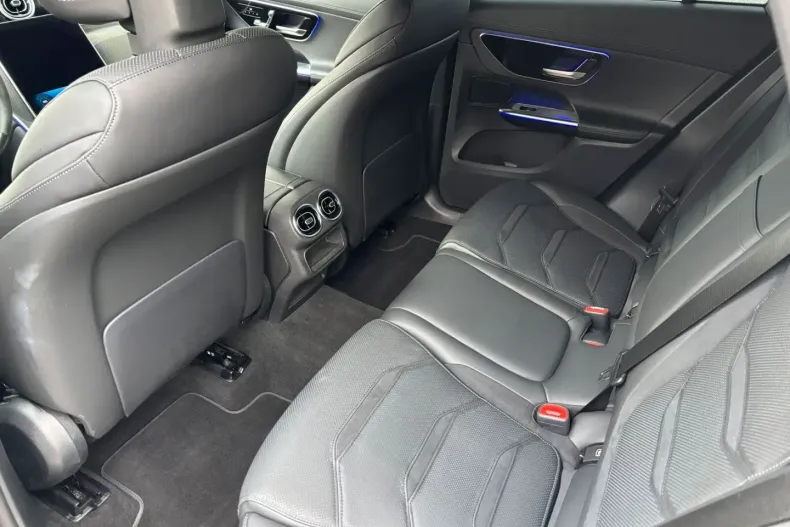 Mercedes-Benz GLC 63 AMG din 2023 cu 13.144 km - oferta MER173539 - foto 8