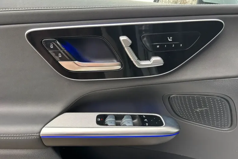 Mercedes-Benz GLC 63 AMG din 2023 cu 13.144 km - oferta MER173539 - foto 10