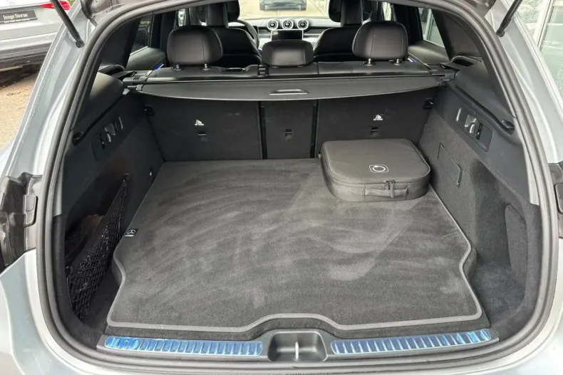 Mercedes-Benz GLC 63 AMG din 2023 cu 13.144 km - oferta MER173540 - foto 6