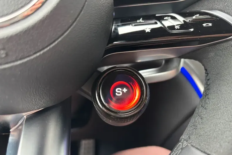 Mercedes-Benz GLC 63 AMG din 2023 cu 13.144 km - oferta MER173540 - foto 16