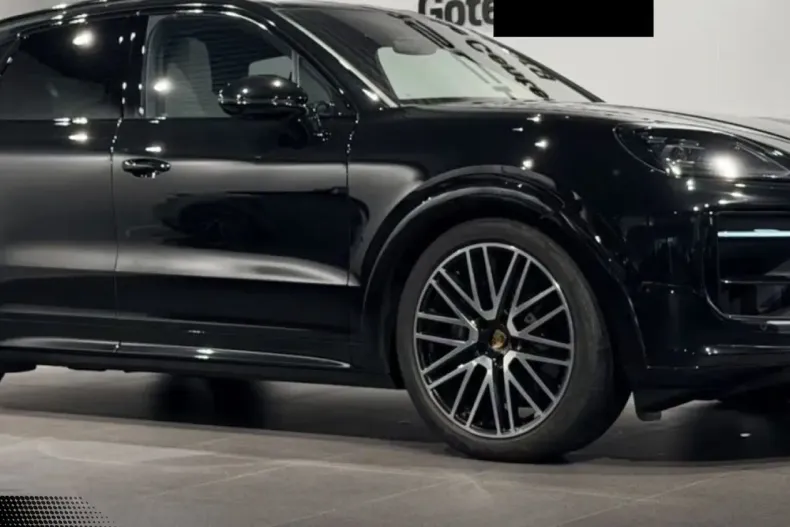 Porsche Cayenne din 2024 cu 62.122 km - oferta POR173546 - foto 2