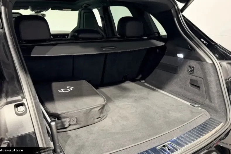 Porsche Cayenne din 2024 cu 62.122 km - oferta POR173546 - foto 7