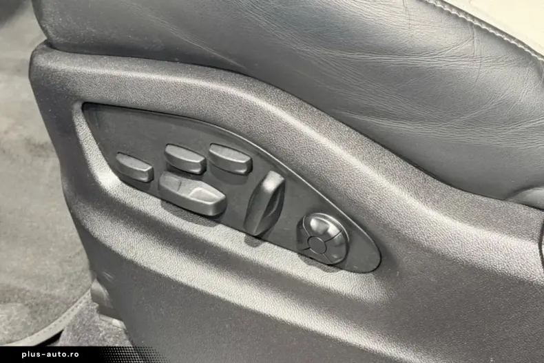 Porsche Cayenne din 2024 cu 62.122 km - oferta POR173546 - foto 18