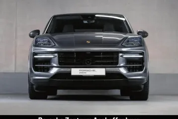 Porsche Cayenne din 2025 - oferta POR173547