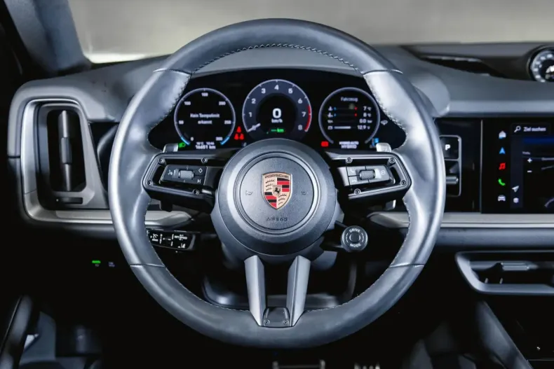 Porsche Cayenne din 2025 cu 16.800 km - oferta POR173547 - foto 17