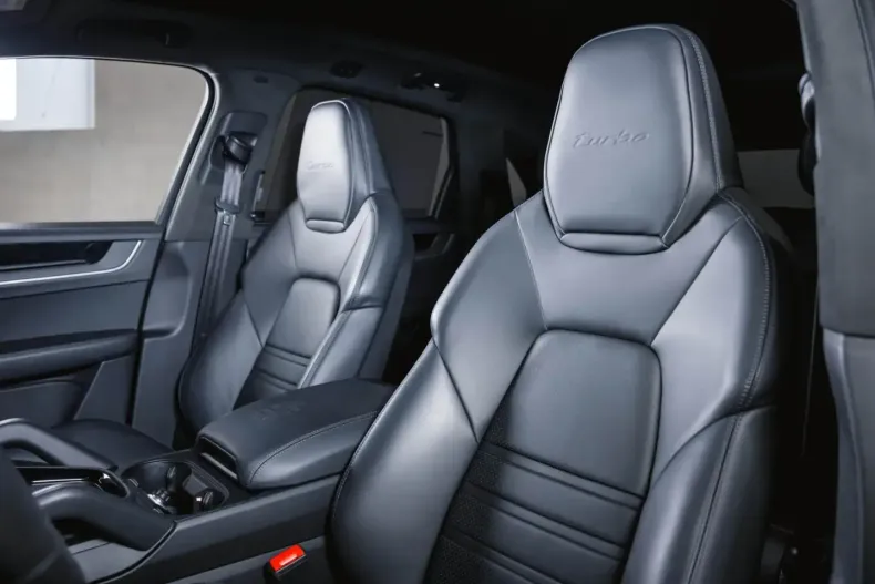 Porsche Cayenne din 2024 cu 26.900 km - oferta POR173553 - foto 16