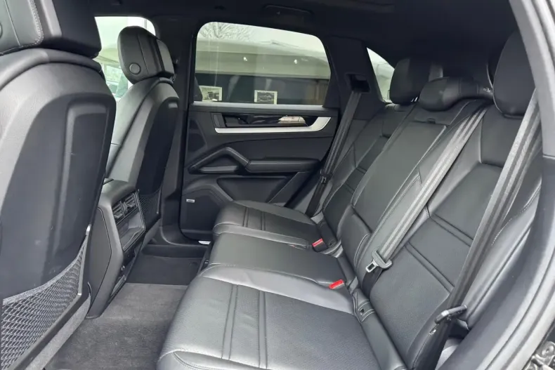 Porsche Cayenne din 2025 cu 22.745 km - oferta POR173561 - foto 11