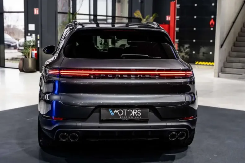 Porsche Cayenne din 2024 cu 34.430 km - oferta POR173563 - foto 4