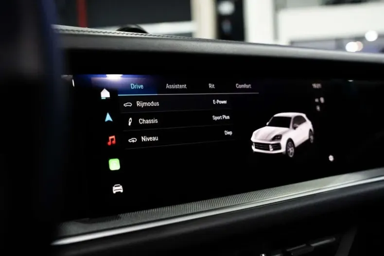 Porsche Cayenne din 2024 cu 34.430 km - oferta POR173563 - foto 21