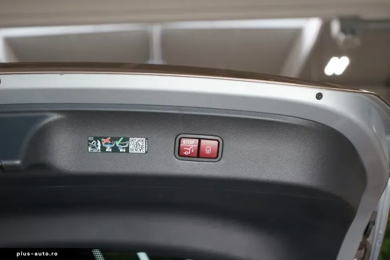Mercedes-Benz GLC 220 din 2024 cu 14.497 km - oferta MER173568 - foto 18