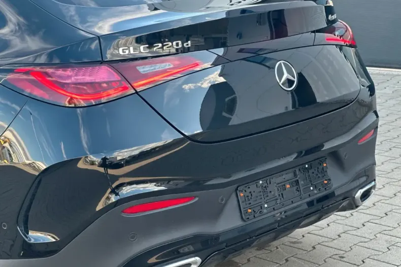 Mercedes-Benz GLC 220 din 2025 cu 11.000 km - oferta MER173570 - foto 11