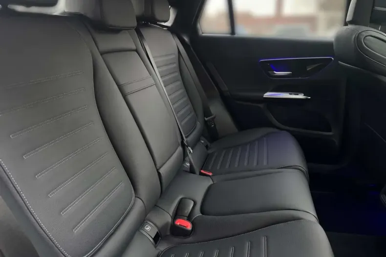 Mercedes-Benz GLC 300 din 2024 cu 15.634 km - oferta MER173574 - foto 11