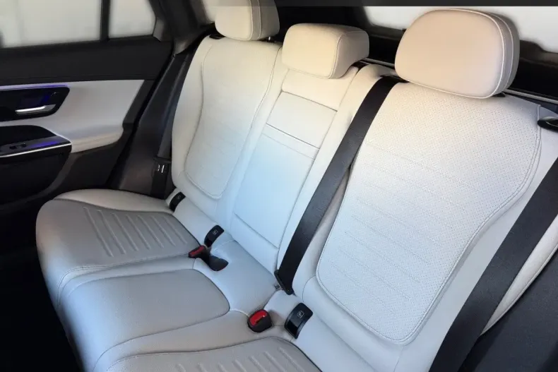 Mercedes-Benz GLC 450 din 2023 cu 8.590 km - oferta MER173576 - foto 13