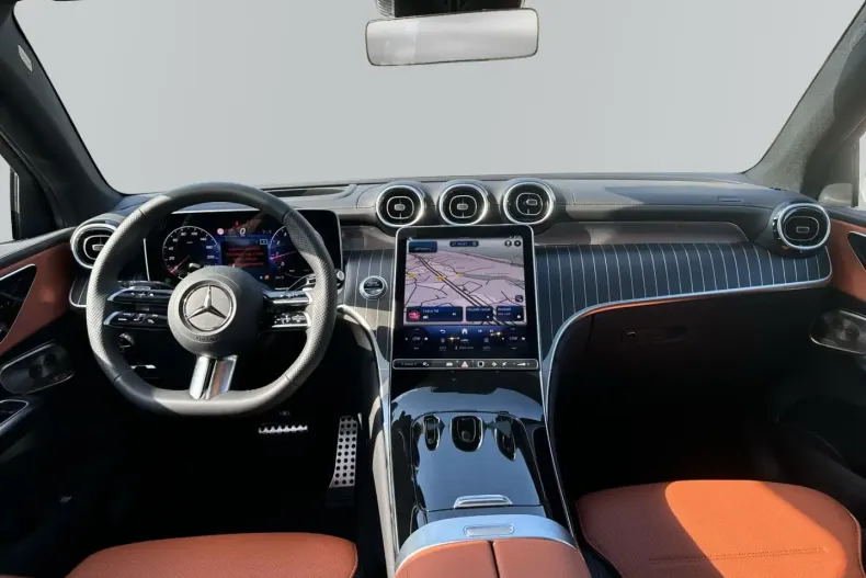 Mercedes-Benz GLC 200 din 2024 cu 27.500 km - oferta MER173577 - foto 8