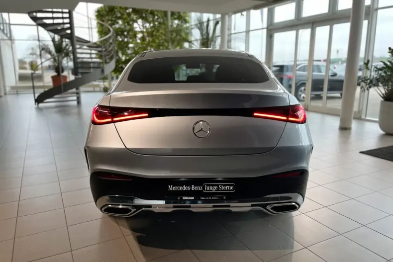 Mercedes-Benz GLC 300 din 2023 cu 10.286 km - oferta MER173578 - foto 5